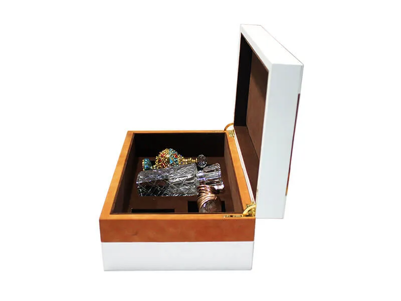 Bespoke Perfume Box Solutions